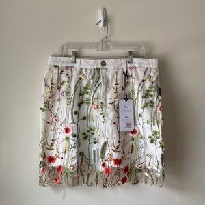 Floral mini skirt